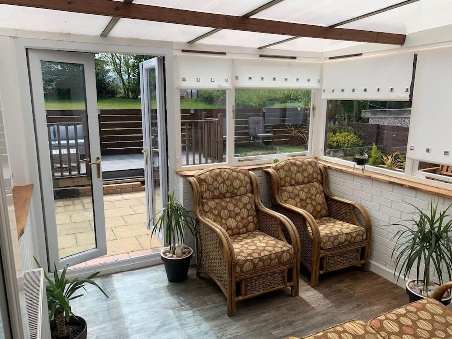 Mikes At Menai - Stylish & Spacious 3 Bed House In Menai Bridge. Eksteriør bilde