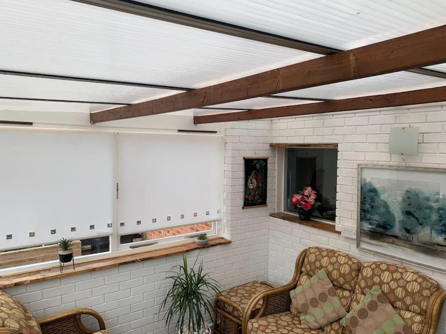 Mikes At Menai - Stylish & Spacious 3 Bed House In Menai Bridge. Eksteriør bilde