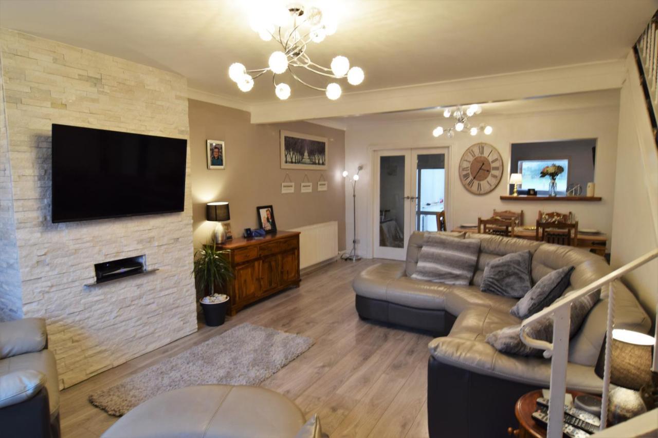 Mikes At Menai - Stylish & Spacious 3 Bed House In Menai Bridge. Eksteriør bilde