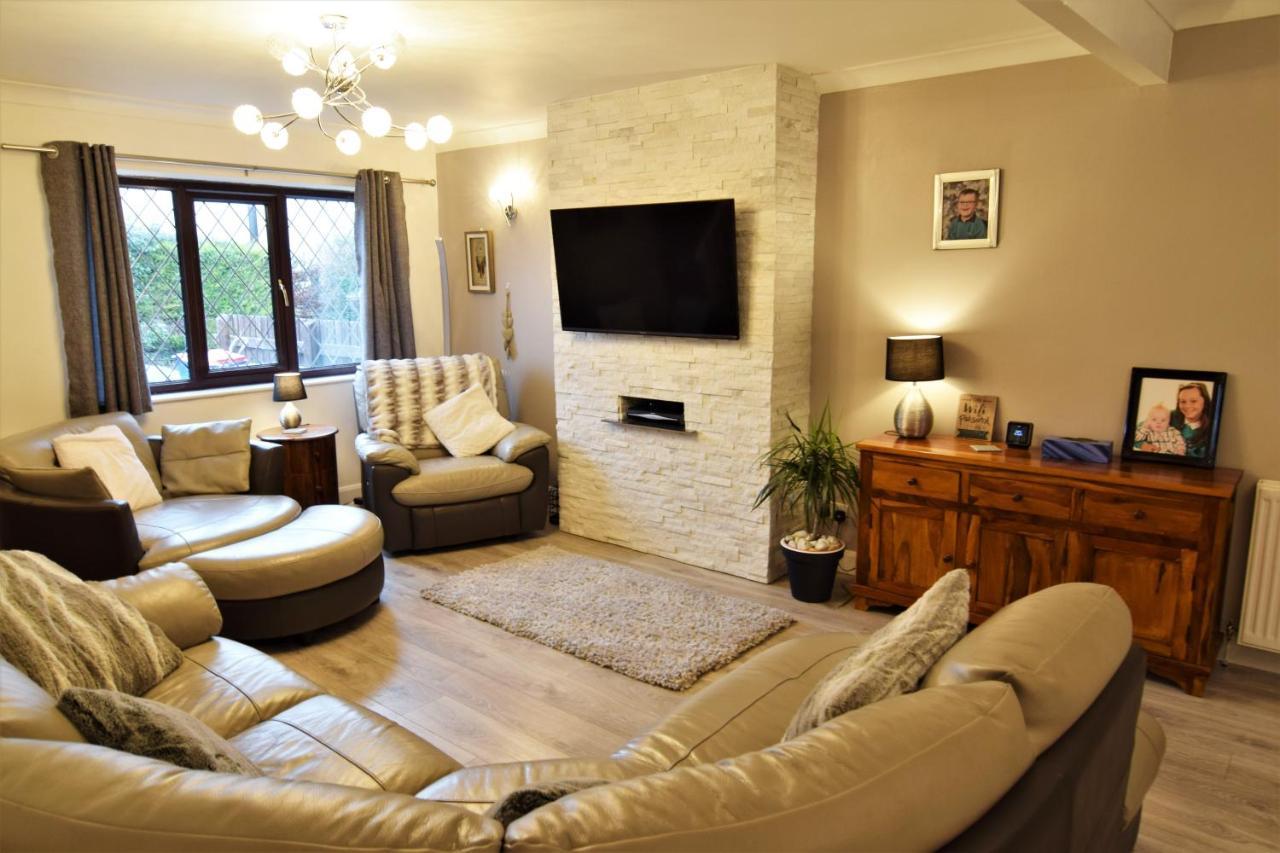 Mikes At Menai - Stylish & Spacious 3 Bed House In Menai Bridge. Eksteriør bilde